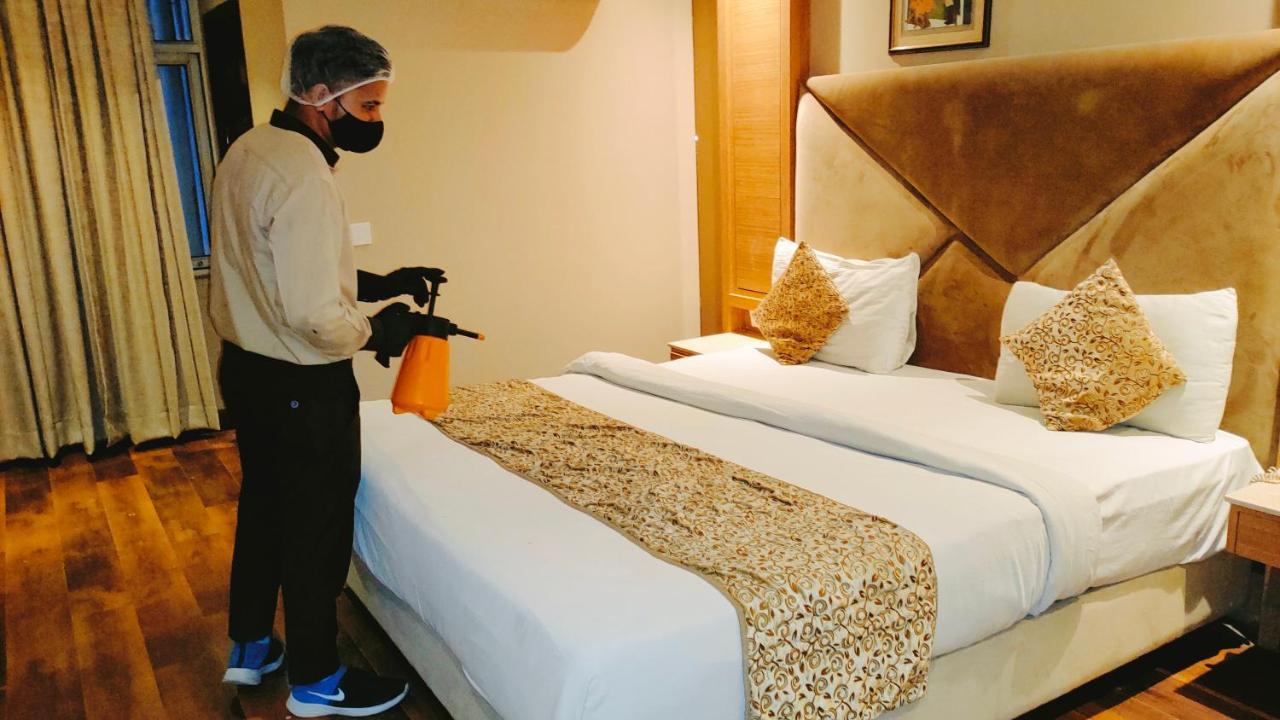 Hotel Waves, Delhi Airport Ngoại thất bức ảnh