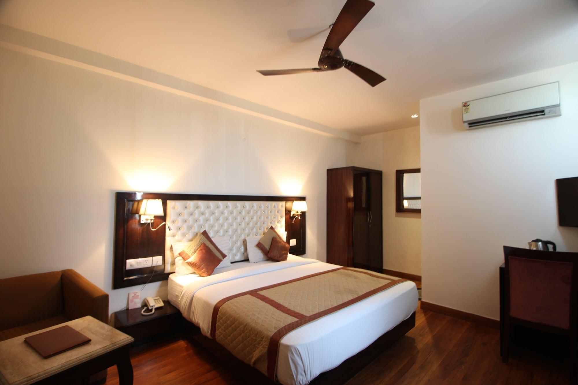 Hotel Waves, Delhi Airport Ngoại thất bức ảnh